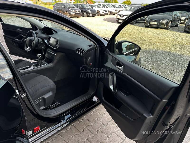 Peugeot 308 SW 1.6 HDI PANO