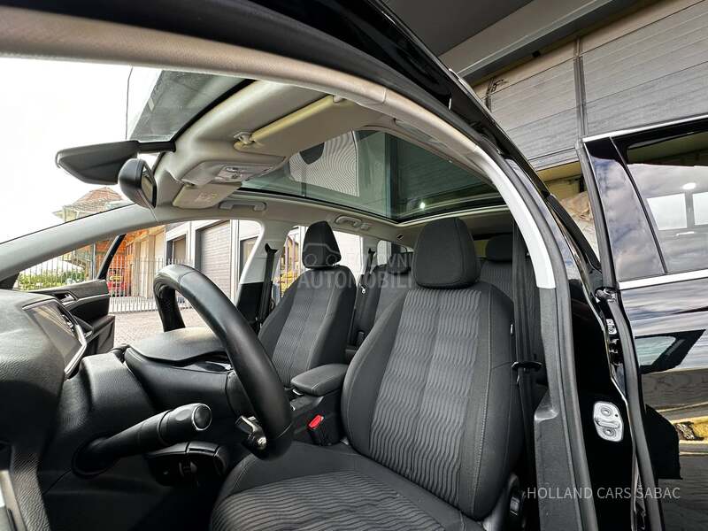 Peugeot 308 SW 1.6 HDI PANO