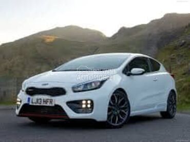 Kia pro_cee`d 2013. god. -  kompletan auto u delovima