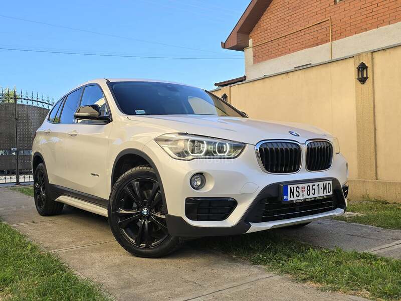 BMW X1 2.0D Sportline Perla