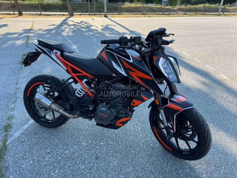 KTM Duke 125