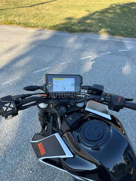 KTM Duke 125