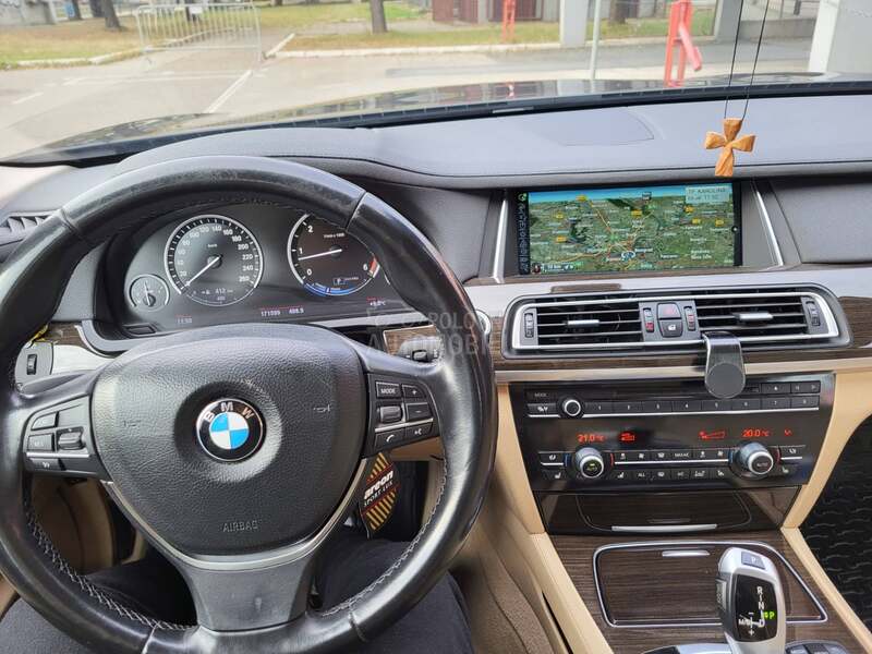 BMW 730 3.0 Xdrive