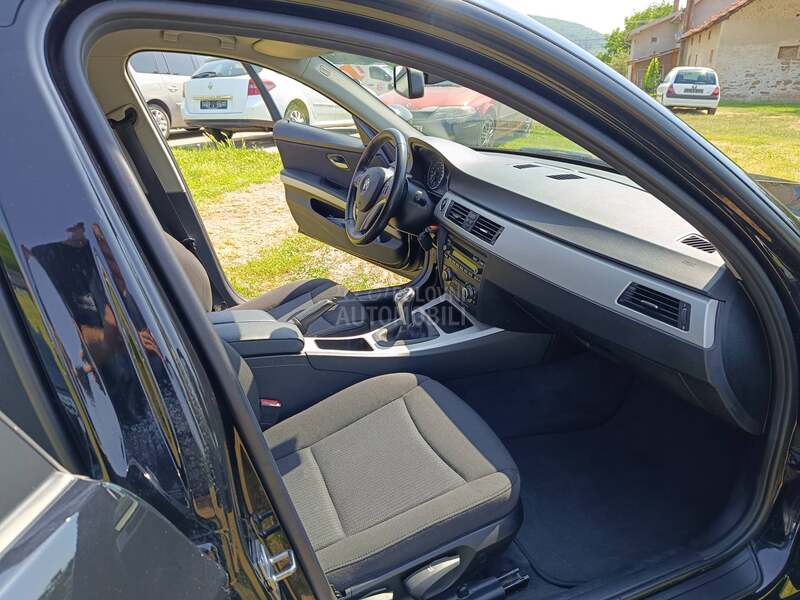 BMW 320d 