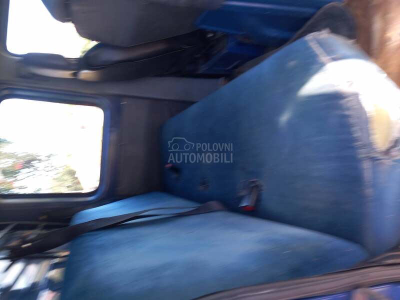 Mercedes Benz Sprinter 208