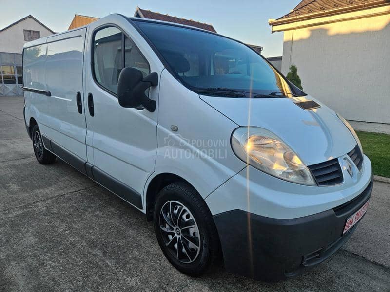 Renault Trafic 2.0 CDTI  LONG