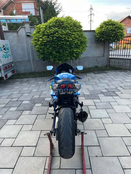 Suzuki L5 1000
