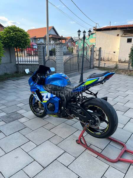 Suzuki L5 1000