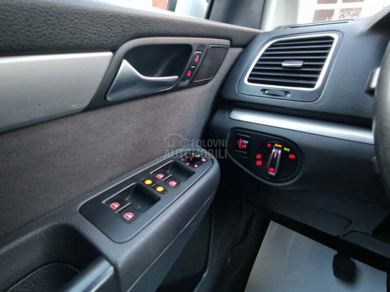 Volkswagen Sharan 2.0 TDI 7S Nav Xenon