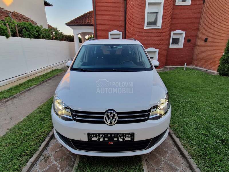 Volkswagen Sharan 2.0 TDI 7S Nav Xenon