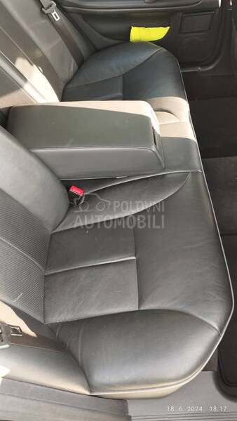 Mercedes Benz E 200 