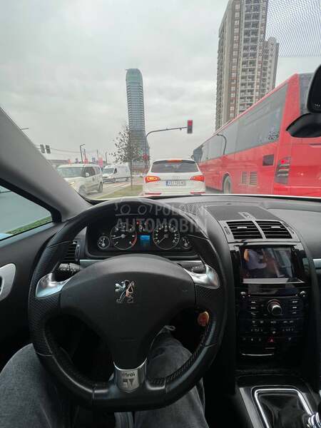 Peugeot 407 coupe