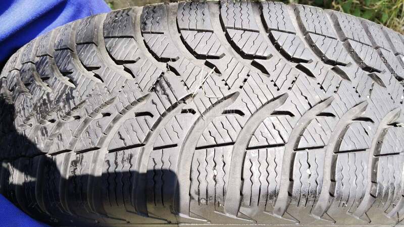 Ostalo 185/60 R15 Zimska