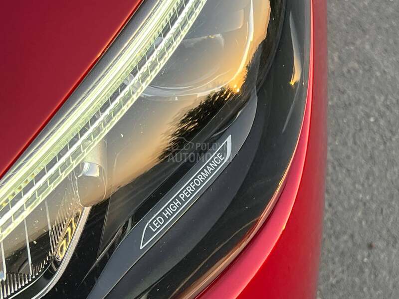 Mercedes Benz C 200 hybrid / le.d
