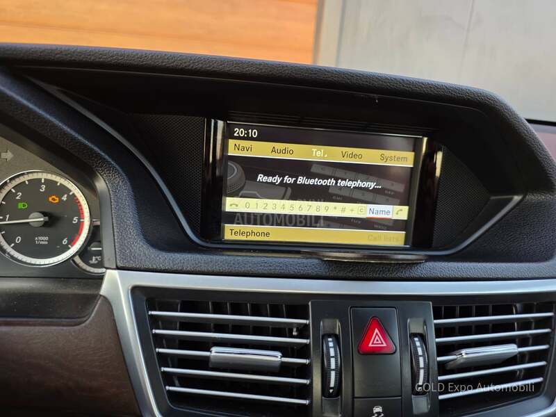 Mercedes Benz E 220 2.1CDi ELEGANCE AUT