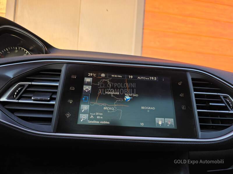 Peugeot 308 1.6 BlueHDi ALLURE