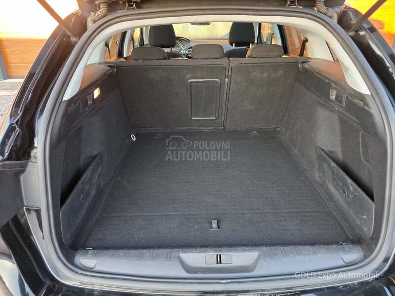 Peugeot 308 1.6 BlueHDi ALLURE