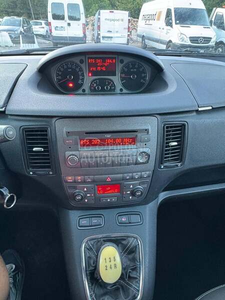 Lancia Musa 1.4  P L I N
