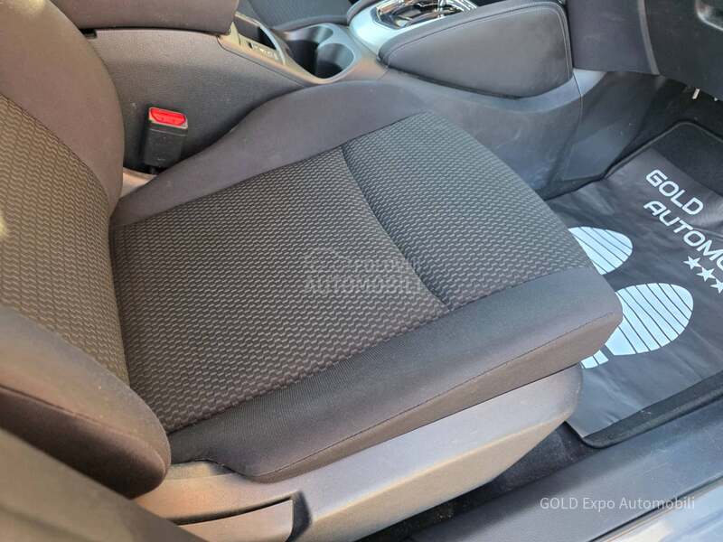 Nissan Qashqai 1.2 X-TRONIC 145K.M.