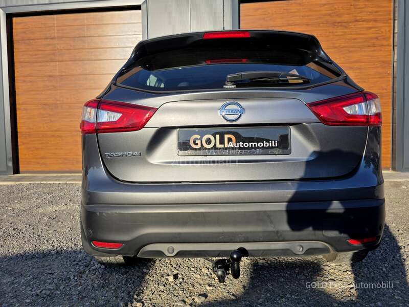 Nissan Qashqai 1.2 X-TRONIC 145K.M.