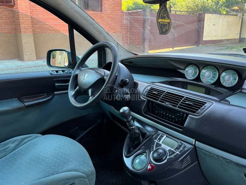 Peugeot 807 2.0HDI