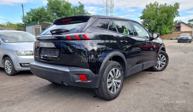 Peugeot 2008 1.2 Pure tech