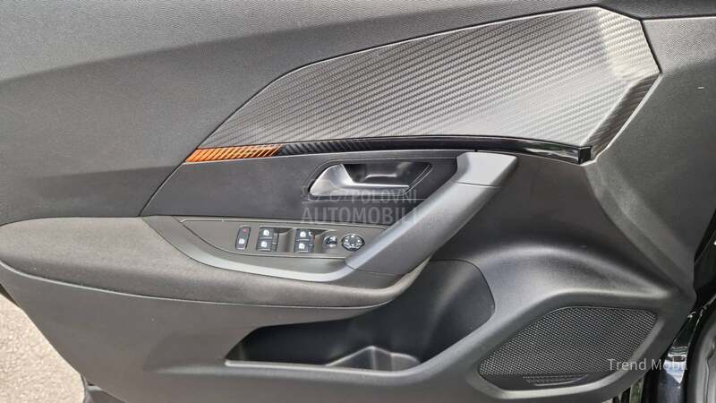 Peugeot 2008 1.2 Pure tech