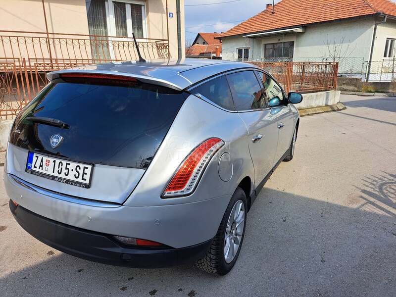 Lancia Delta 1.6mjet