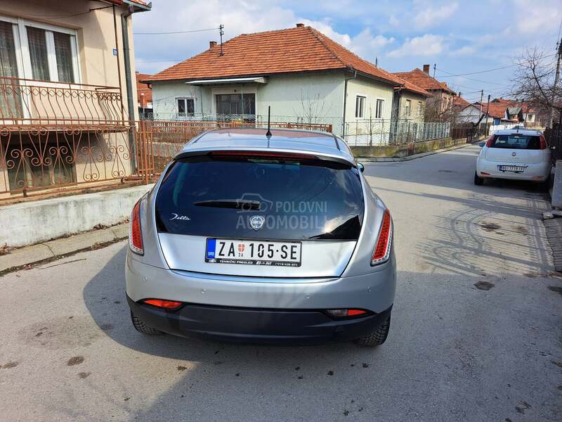 Lancia Delta 1.6mjet