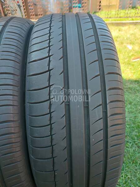 Michelin 225/60 R18 Letnja