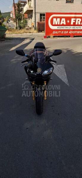 Yamaha R6