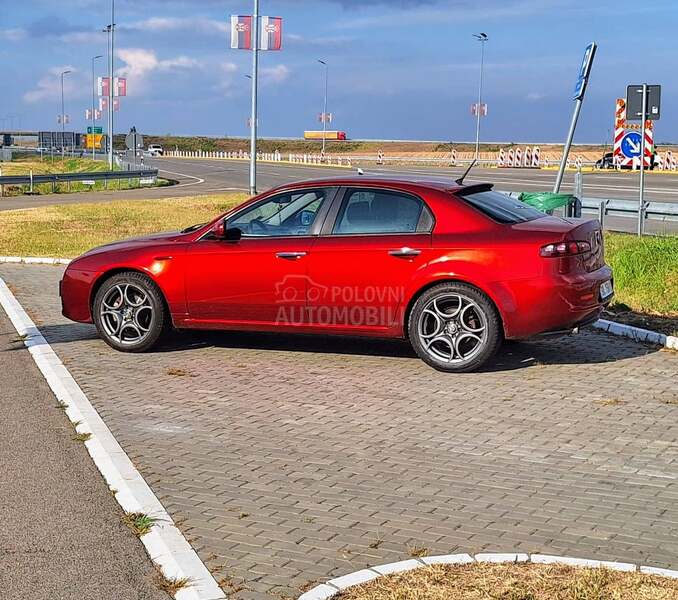 Alfa Romeo 159 