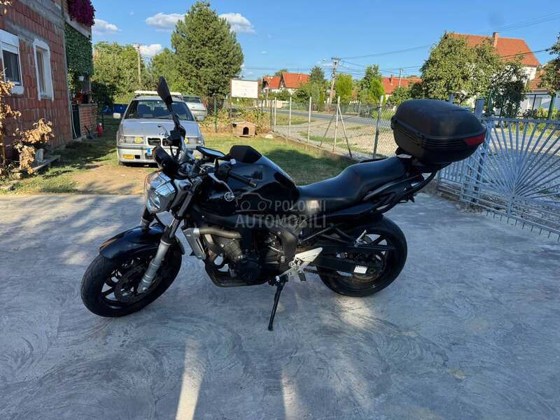 Yamaha fz6n