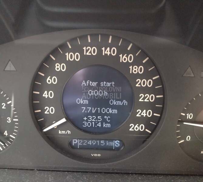 Mercedes Benz E 220 E 200 CDI