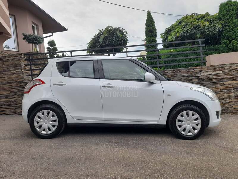 Suzuki Swift 4x4 UV0Z/CH kao NOOV