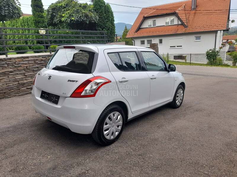 Suzuki Swift 4x4 UV0Z/CH kao NOOV