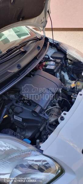 Toyota Yaris 1.0 vvti