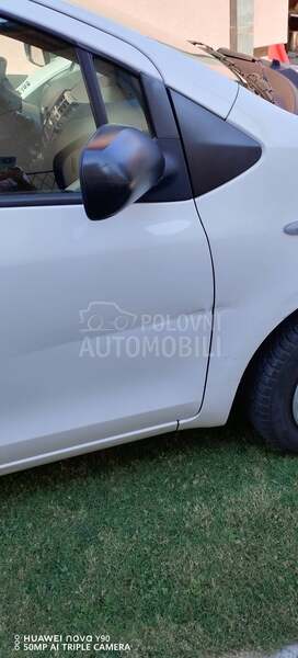 Toyota Yaris 1.0 vvti