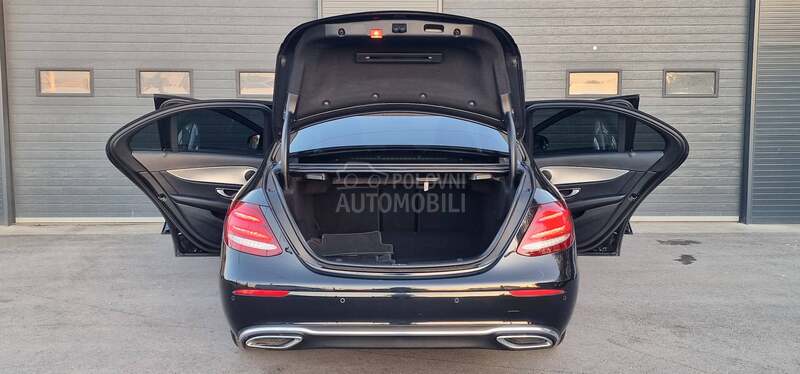Mercedes Benz E 200 AVANTGARDE/PREMIUM