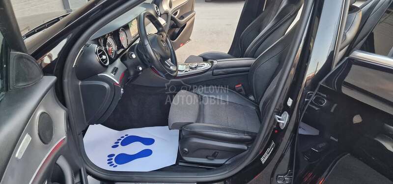 Mercedes Benz E 200 AVANTGARDE/PREMIUM