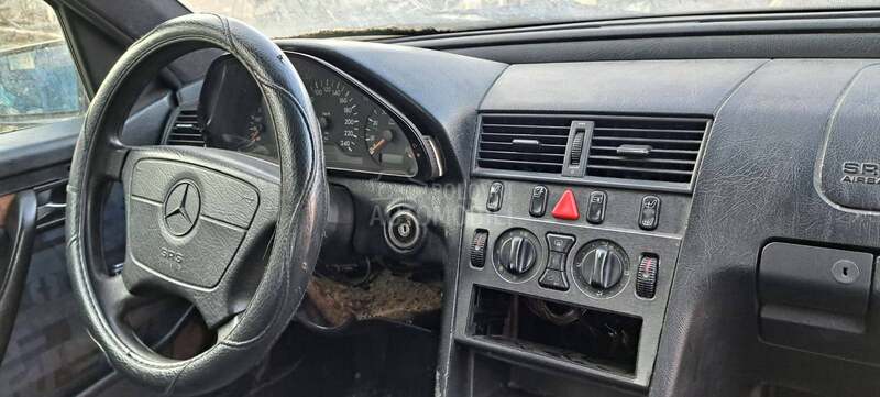 Mercedes Benz C 200 