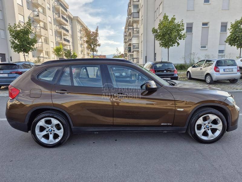 BMW X1 118d  NA VIGACIJA