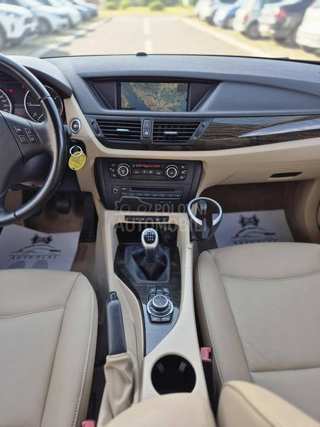 BMW X1 118d  NA VIGACIJA