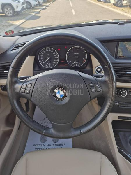 BMW X1 118d  NA VIGACIJA