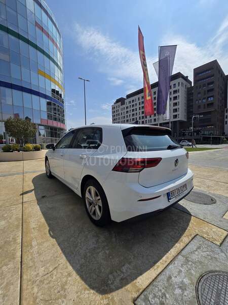 Volkswagen Golf 8 Life 1.0 TSI