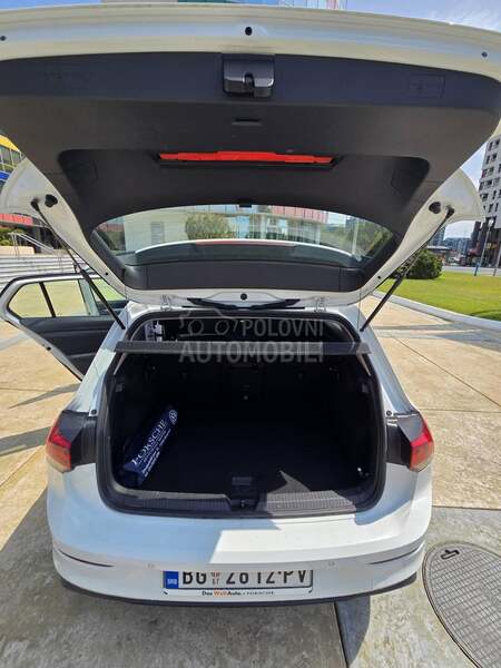 Volkswagen Golf 8 Life 1.0 TSI