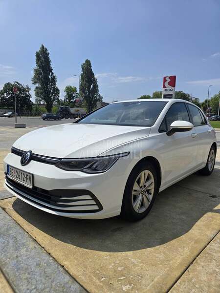 Volkswagen Golf 8 Life 1.0 TSI