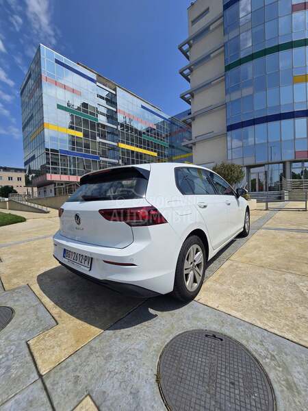 Volkswagen Golf 8 Life 1.0 TSI
