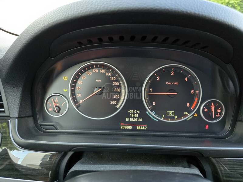 BMW 520 x-drive PERLA