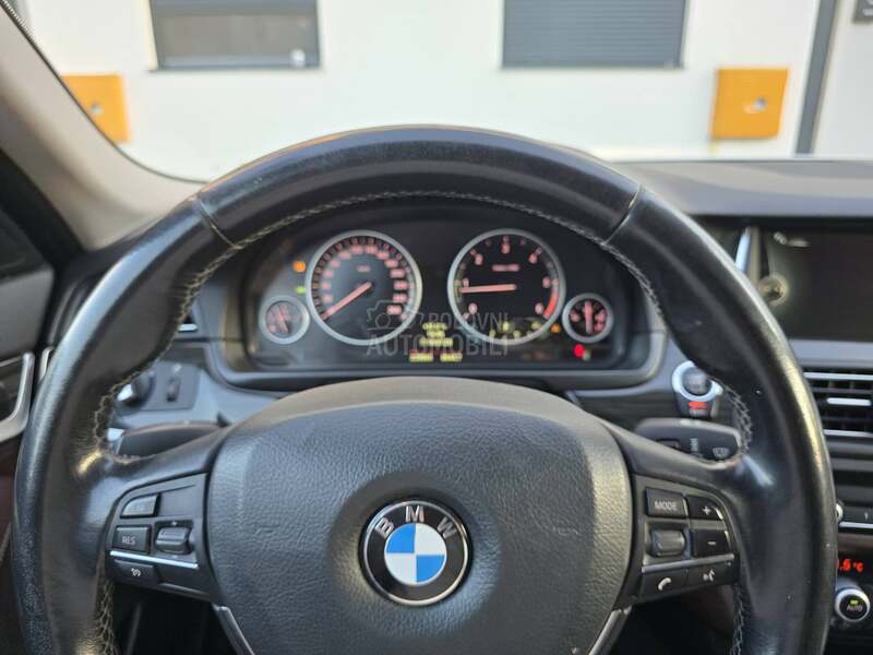BMW 520 x-drive PERLA